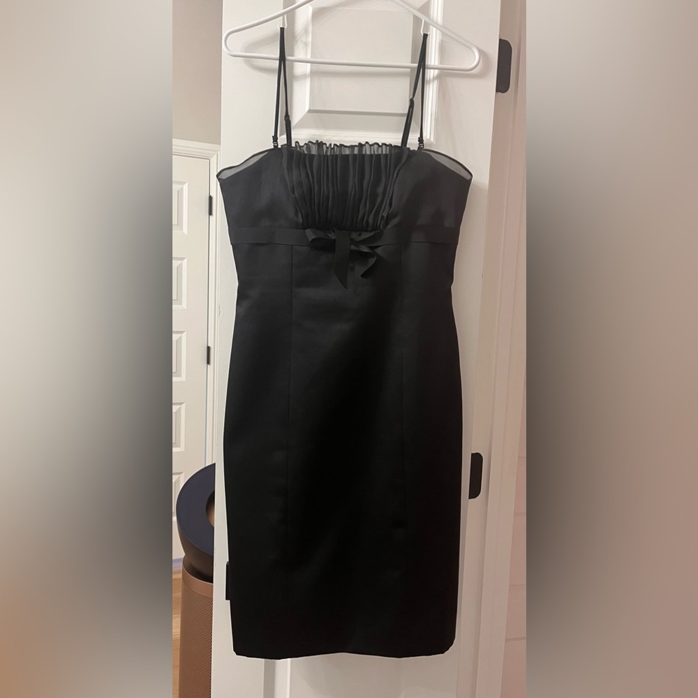 Monique Lhuillier Black Strapless Dress with Bow Detail